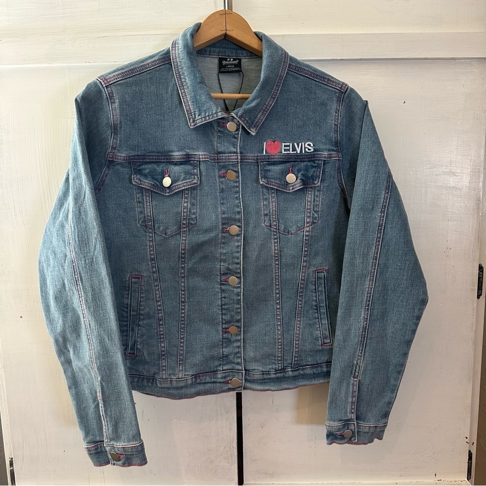 NWT Graceland Blue Denim I 🩷 Elvis Jacket! Stretchy. Fitted. Size: L